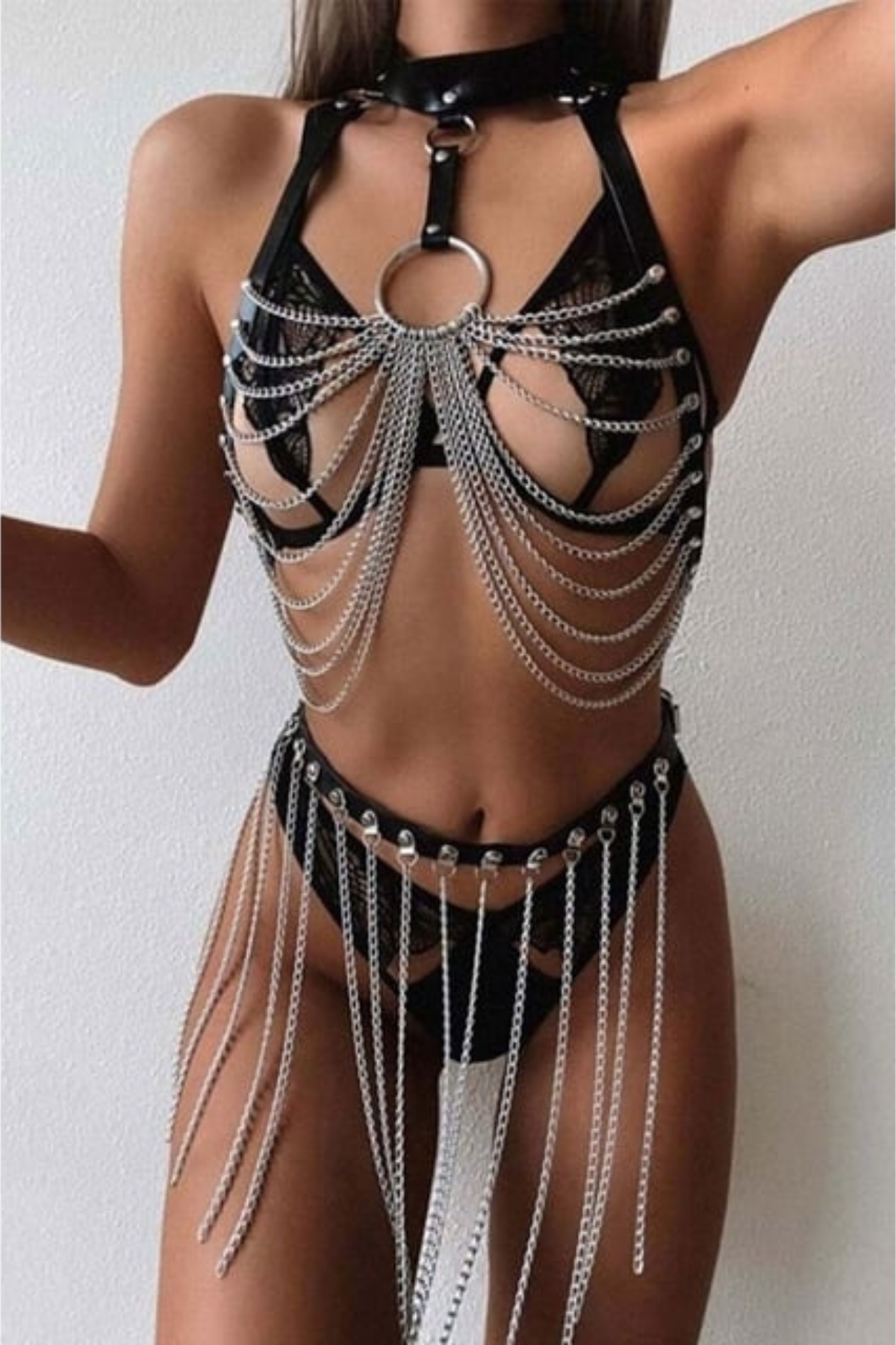 Zincir Detaylı Deri Erotik Harness Takım