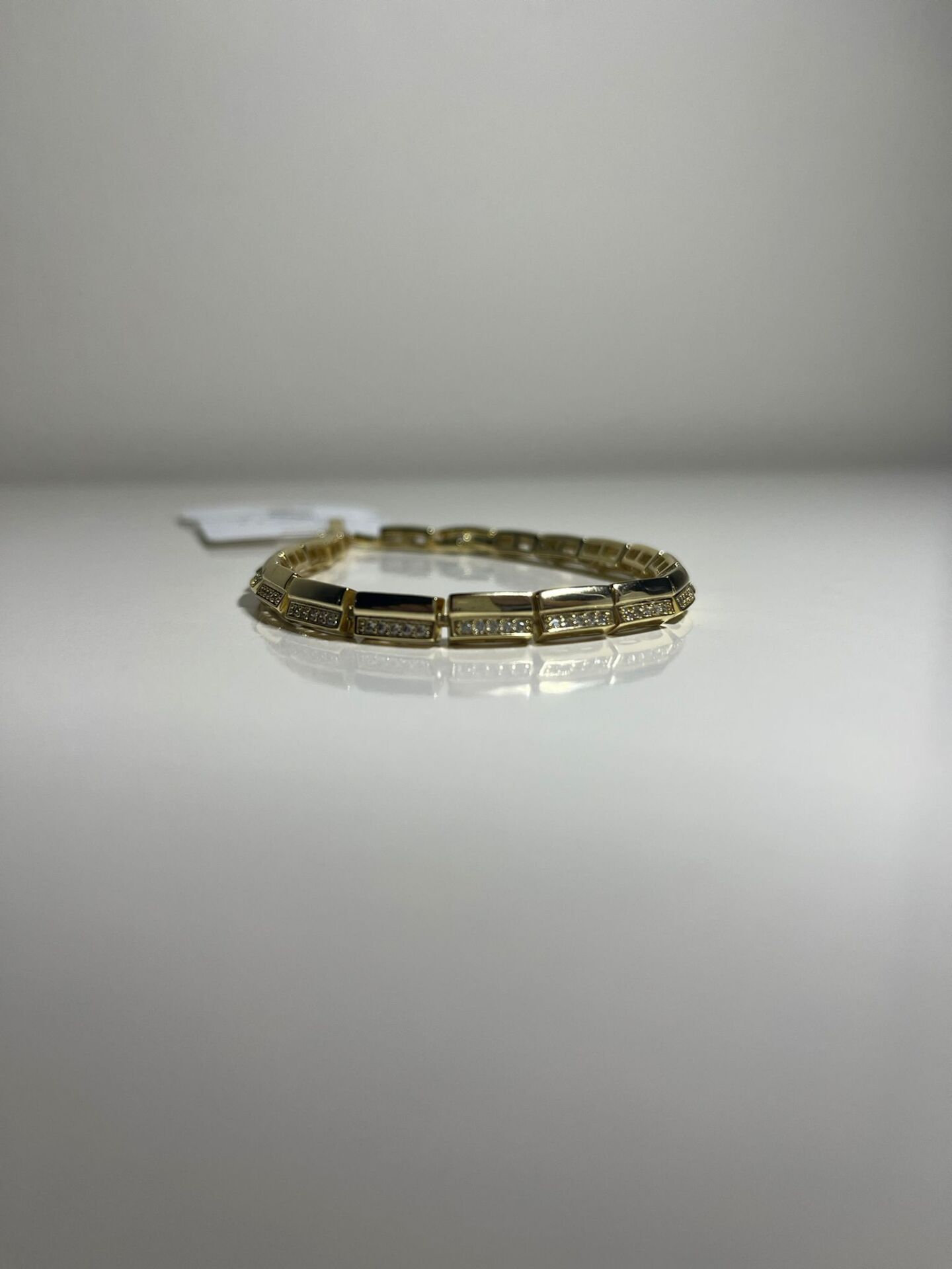 Zirkon Taşlı Gold Link Bileklik