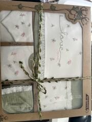 Organik Güllü İşlemeli 10’lu Yenidoğan Bebek Zıbın Seti