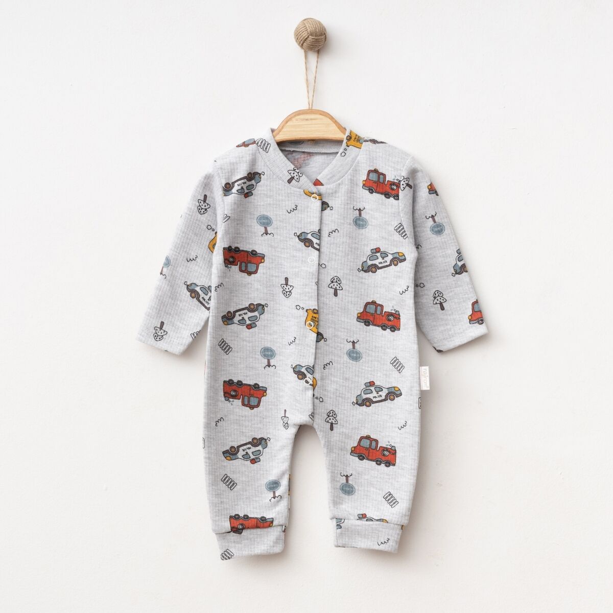 Araç Desenli Kabartmalı Yumuşak Bebek Tulum – 0-3 Ay – 3-6 Ay – 6-9 Ay