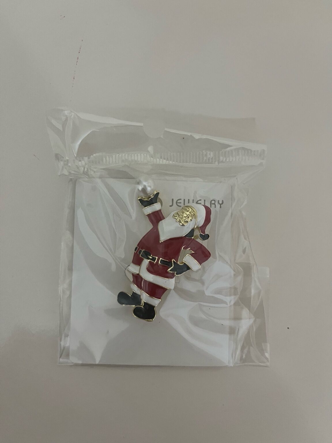 Noel Baba Broşu – Yılbaşı Özel Tasarım Aksesuar