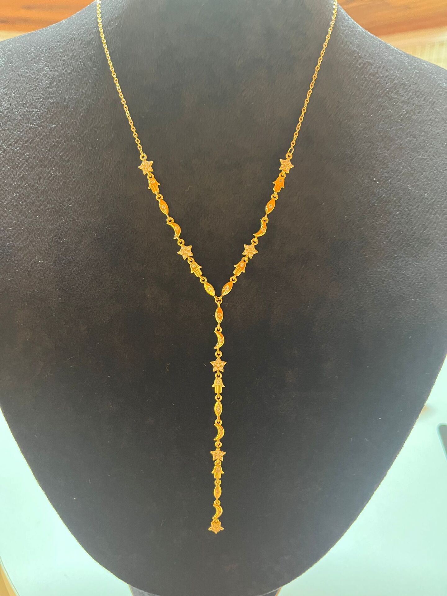 Gold Şans Figürlü Zincir Kolye – Ay Yıldız, Nazar Gözü ve Fatma Eli Detaylı Özel Tasarım Y KOLYE