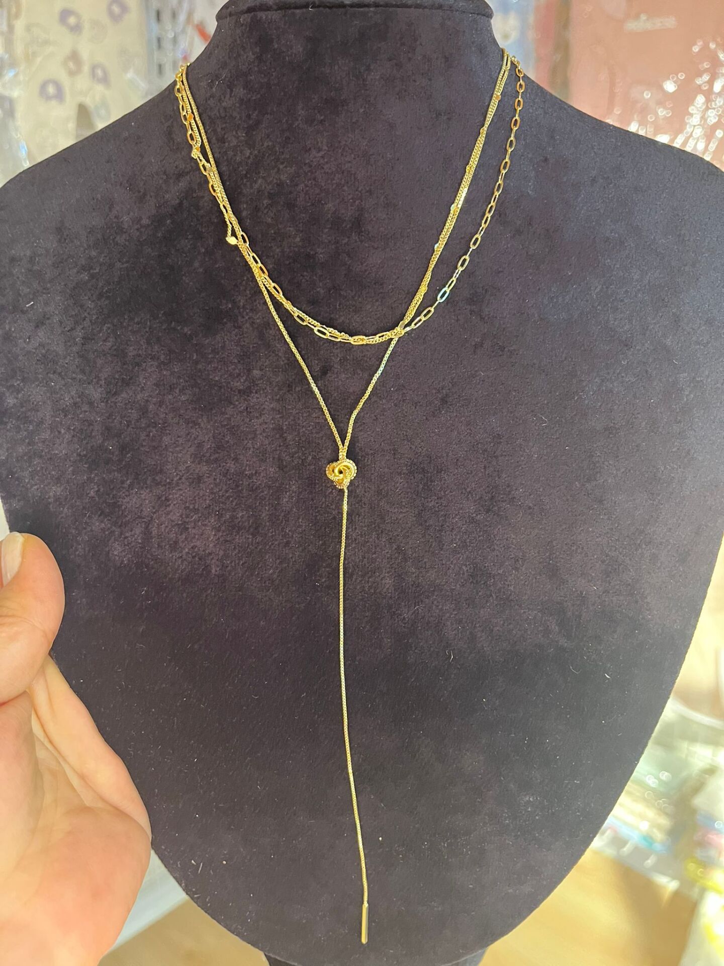 Gold Üç Sıra Detaylı Y Kolye – Modern & Şık Tasarım