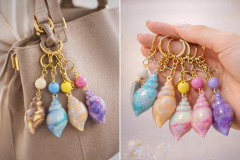 Deniz Kabuğu Tasarımlı Anahtarlık – Renkli İnci Efektli Şık Çanta Aksesuarı