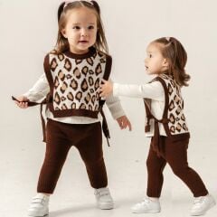 Leopar Desenli Kız Çocuk 3’lü Triko Takım (Yelek + Bluz + Pantolon)